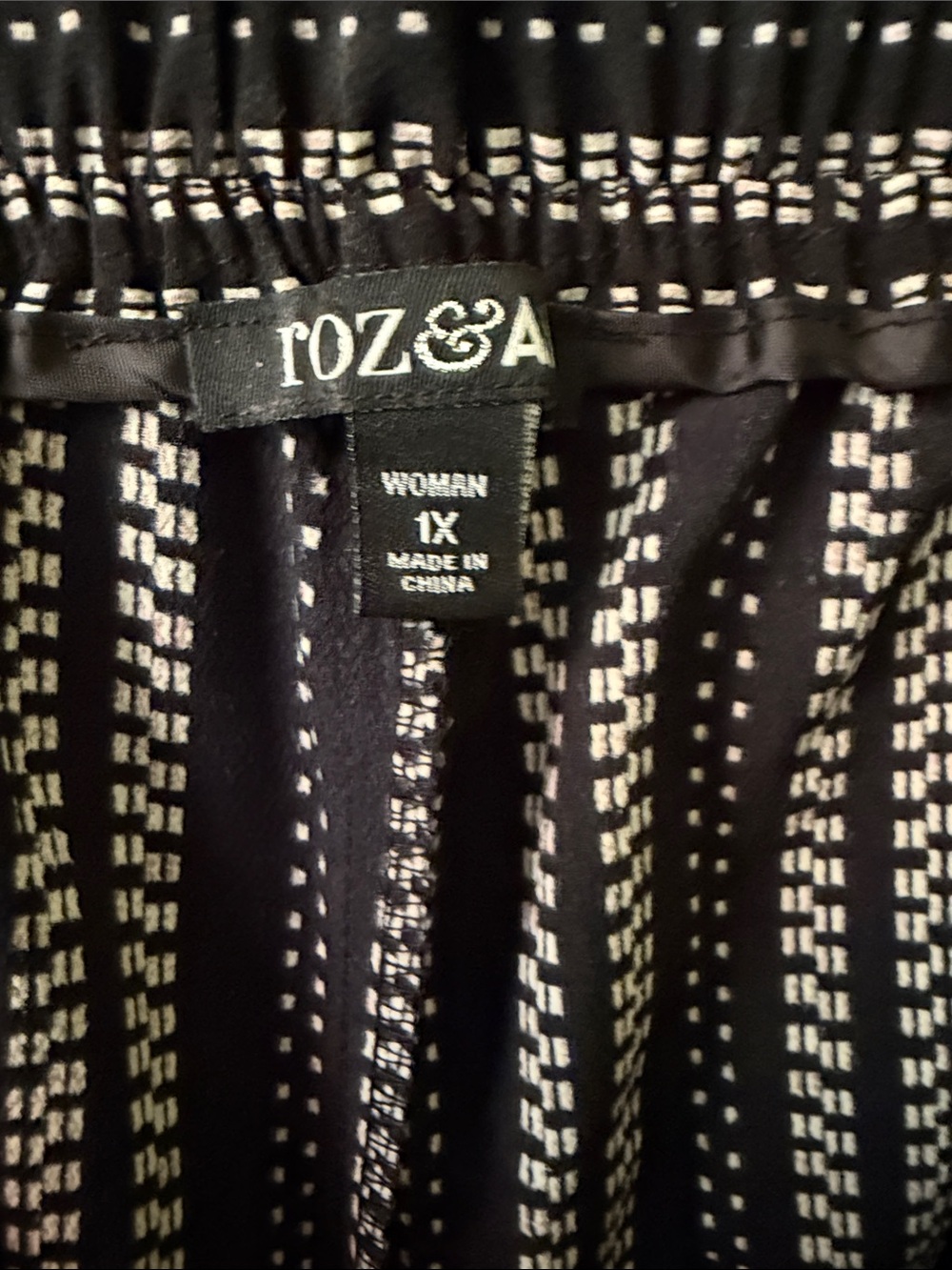 Roz & Ali Black and White Patterned Maxi Skirt